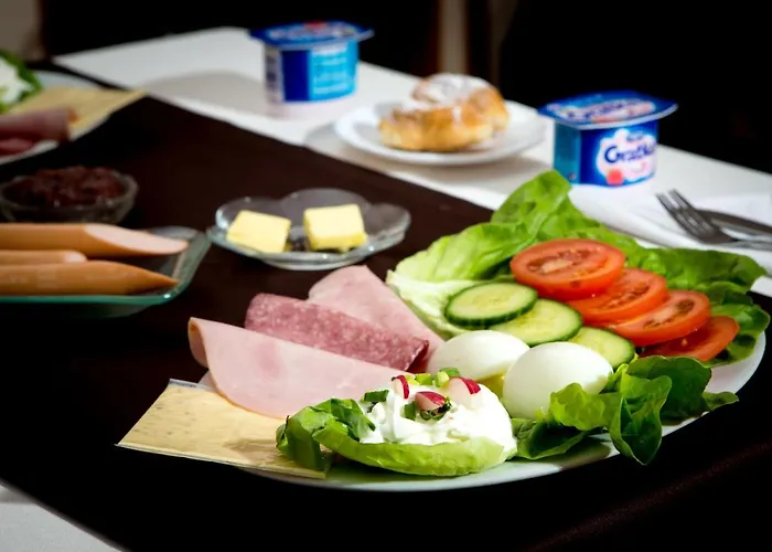 - Modlin Airport Kwatera prywatna